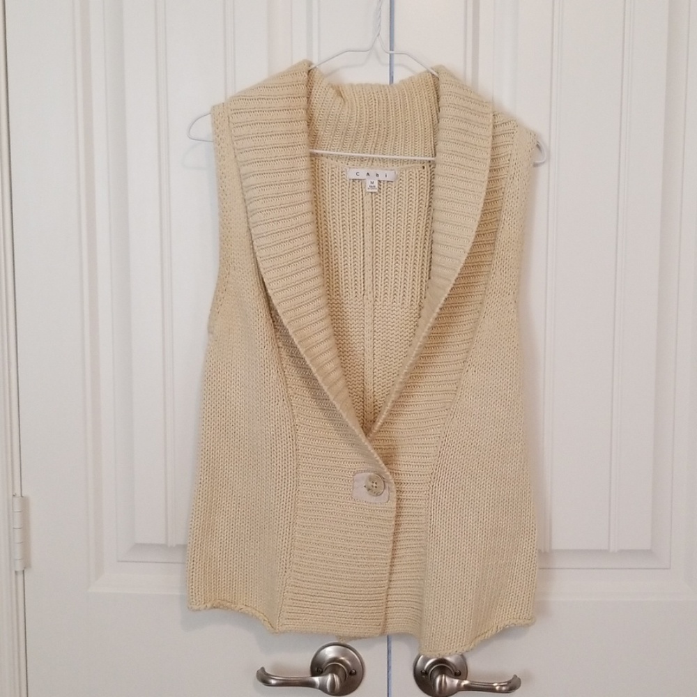 Knitted vest